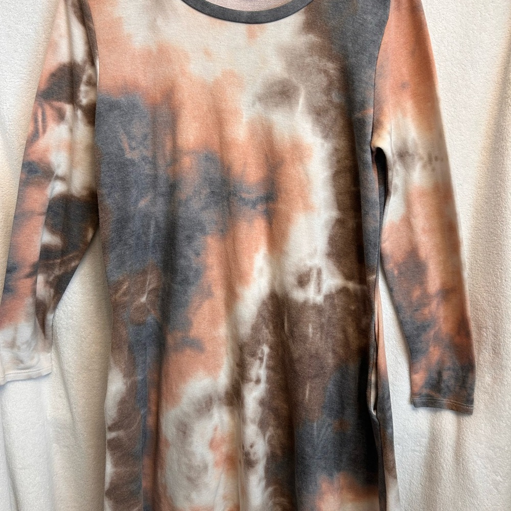 7th Ray Cream and Gray Long Sleeve Top